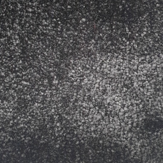 Heltäckningsmatta Chanel 322 400cm, Svart