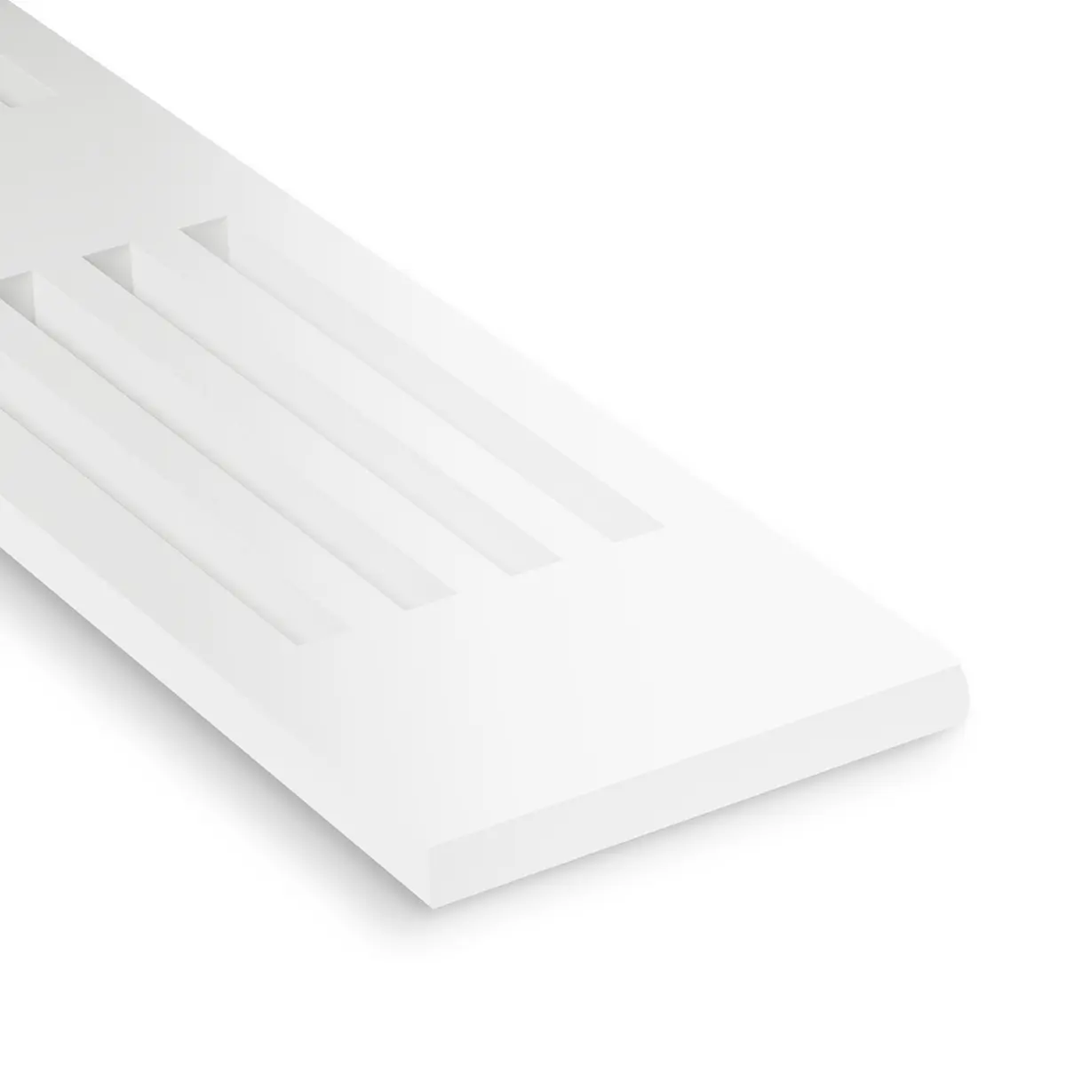 Fönsterbänk Wilma tillverkad i Furu, vitlackad.