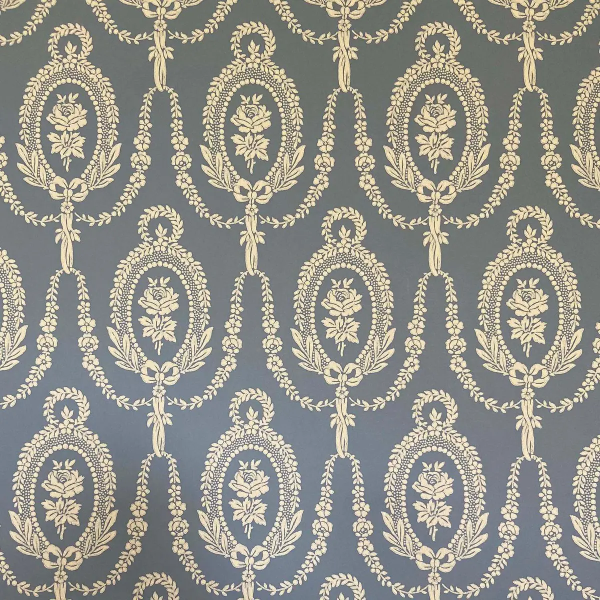 Tapet Modern Classics II Rosmedaljong 352-64