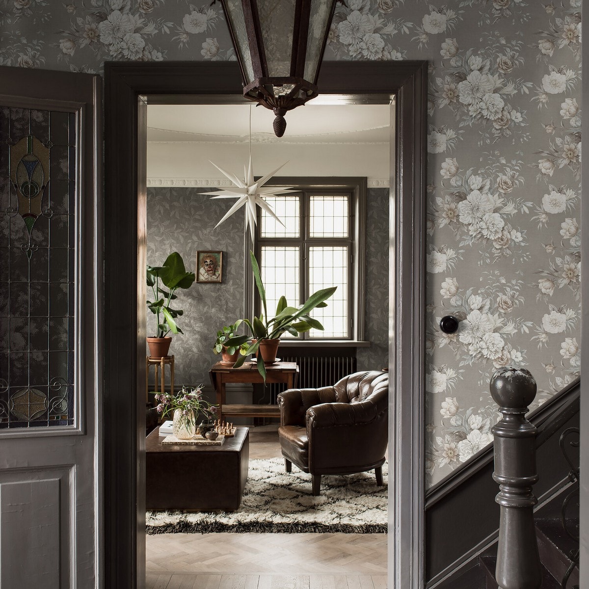 Tapet Dreamy Escape Floral Charm 4251 Grå Blommig