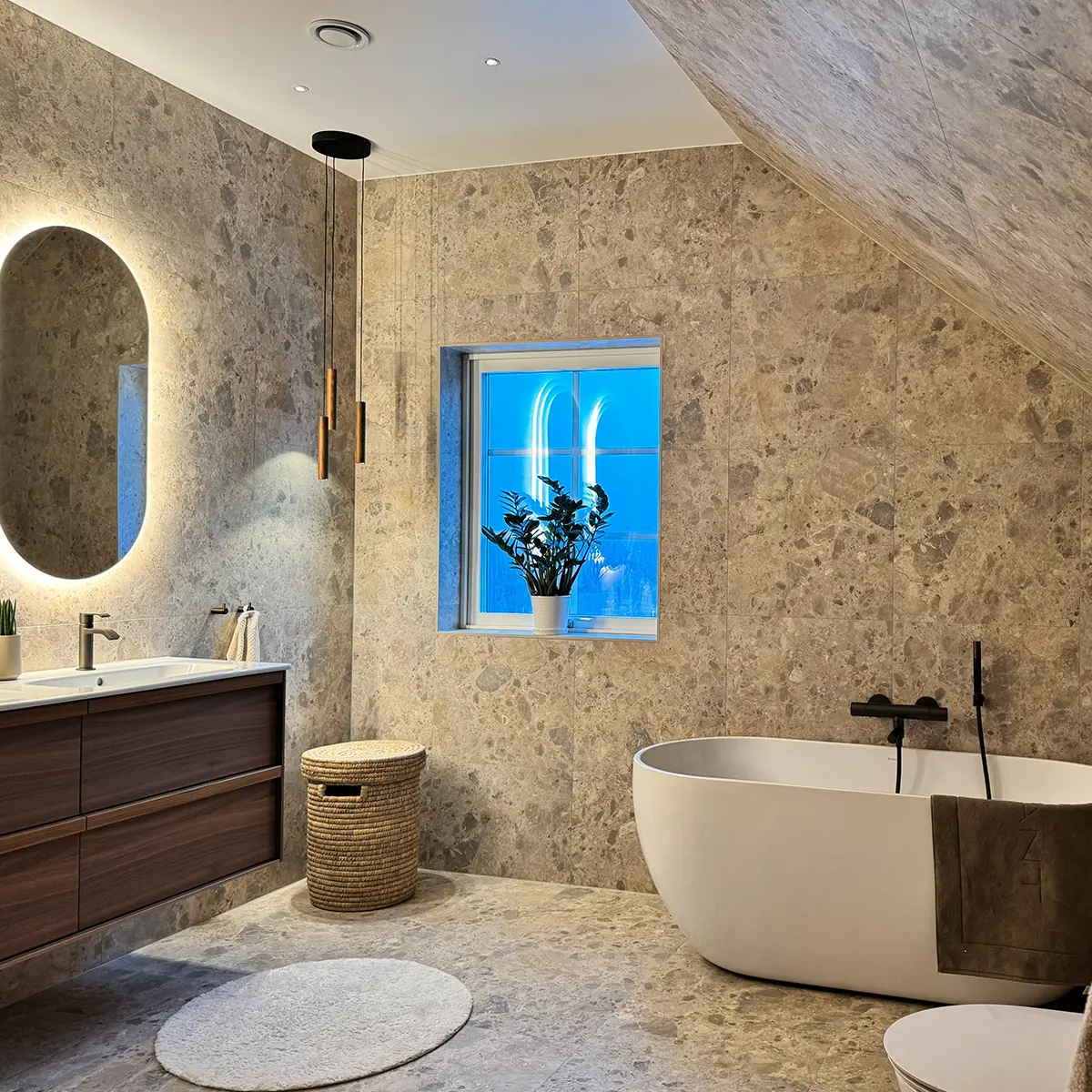 Effektfullt badrum ritat av Anna