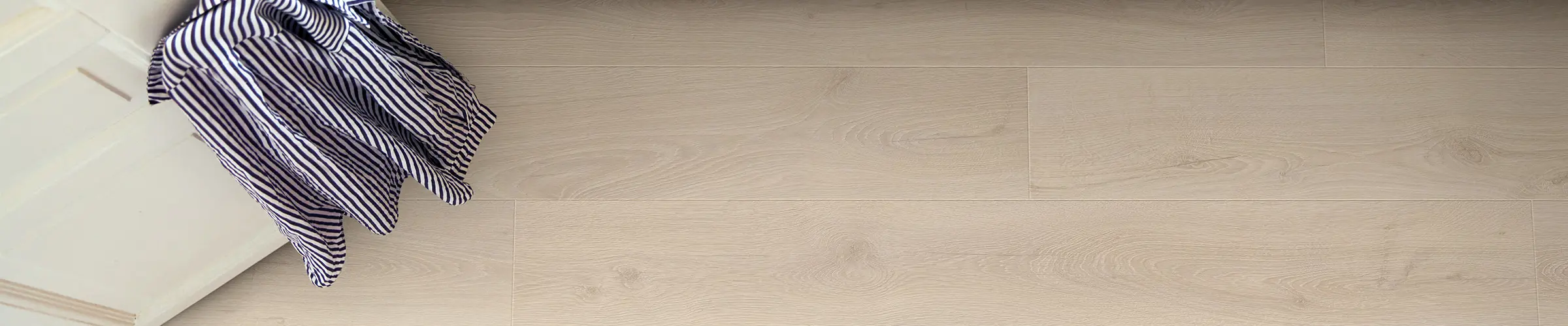 Laminatgolv på stuvbutiken 