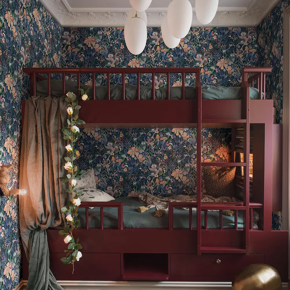 Boråstapeter Fairyland 8150 – magiska tapeter för barnrum och lekfull inredning